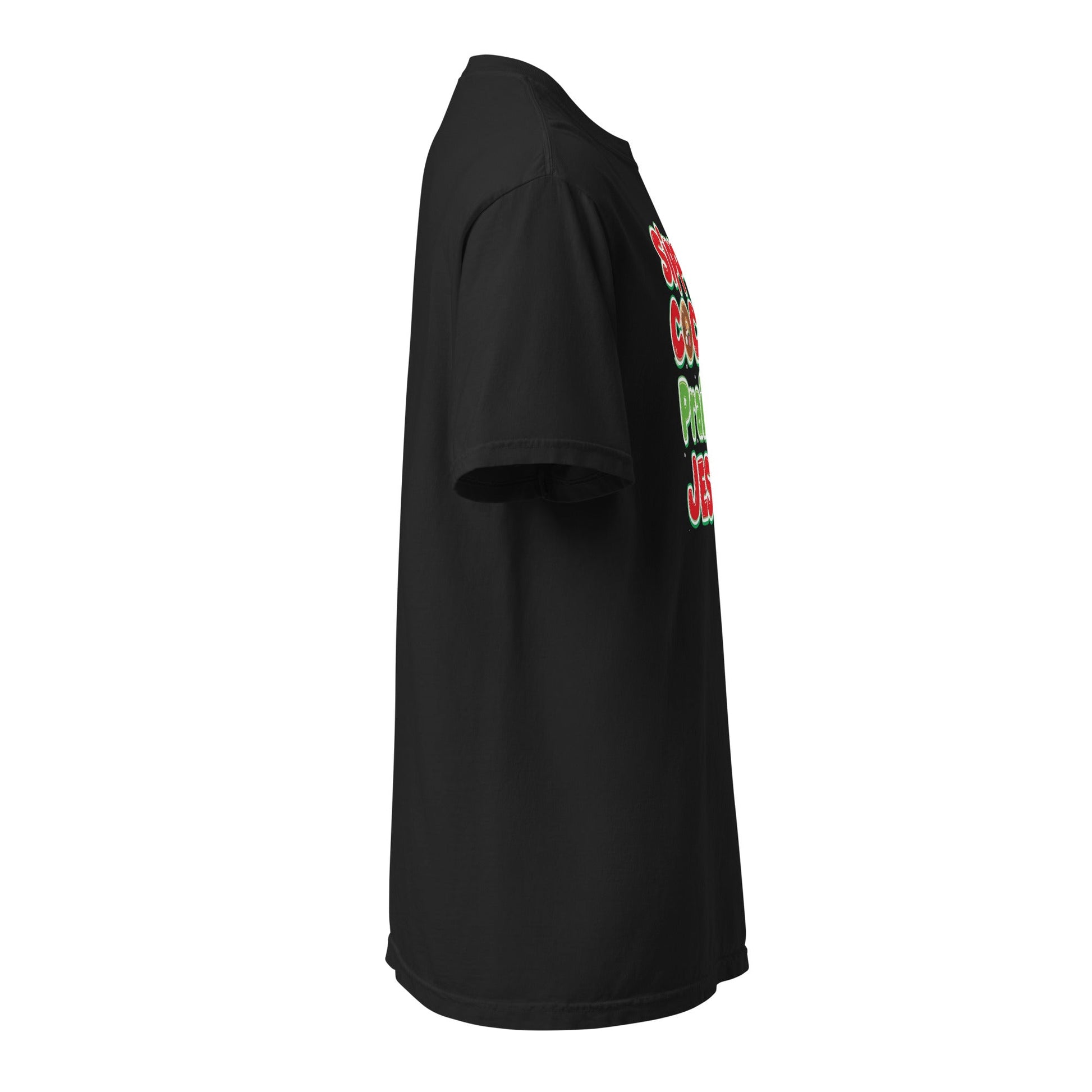 Sippin’ Cocoa Praisin’ Jesus T-Shirt – Cute Faith - Based Christmas Tee - SheWalksInFaith